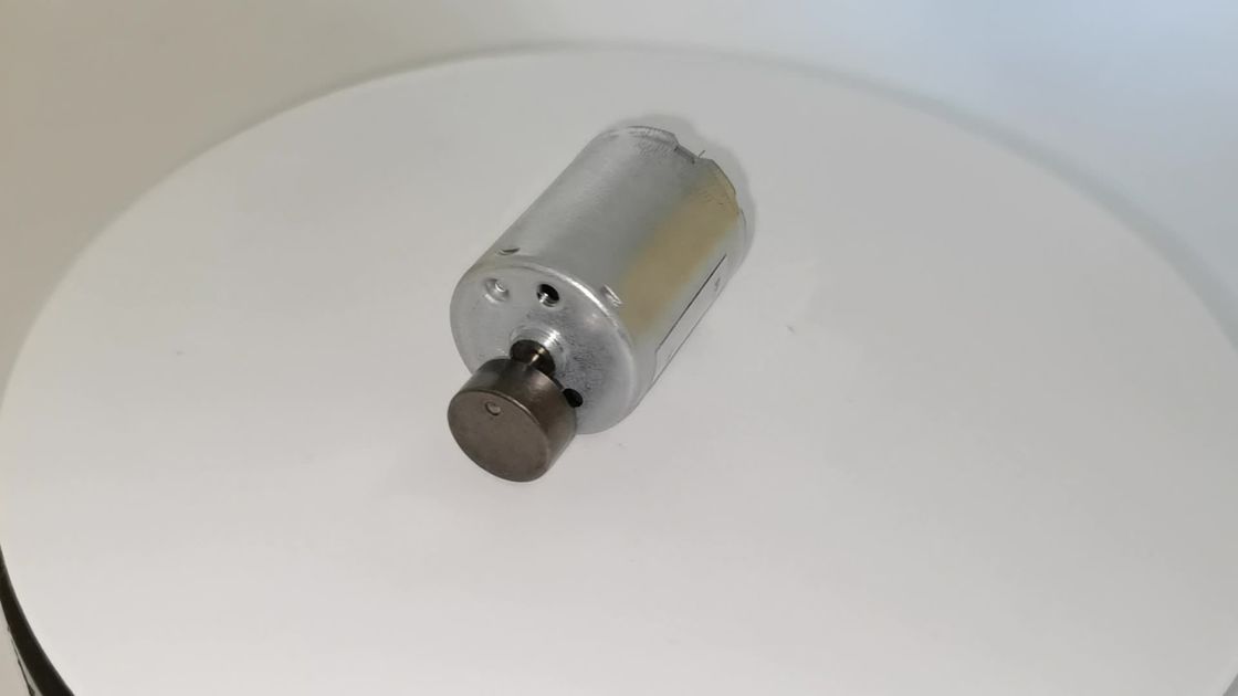 Kualitas tinggi mikro diameter 24mm 28mm RS370 RS360 RS380 RS390 DC 5v 6v 7.4v 12v 24v motor getar dengan roda eksentrik